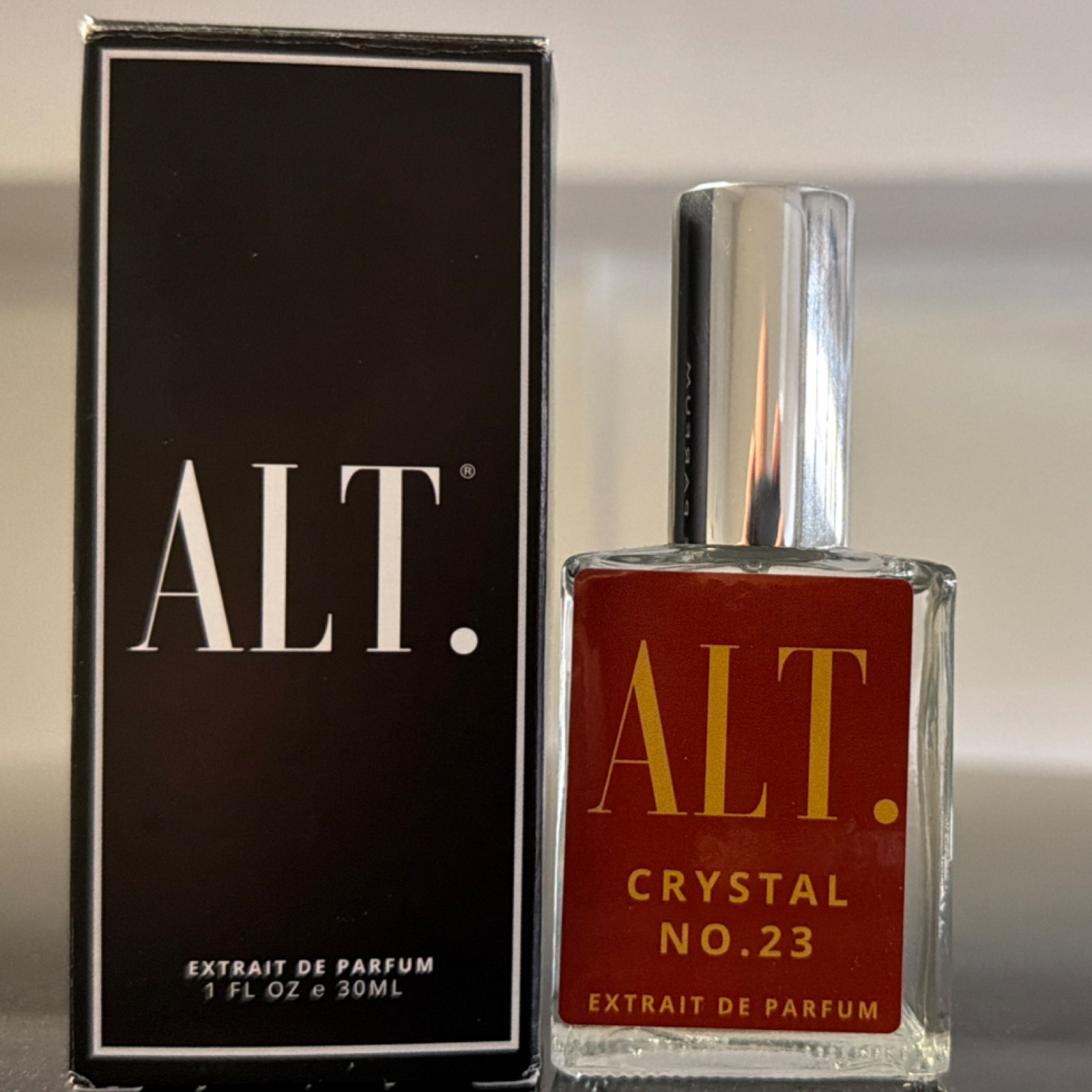 ALT. Crystal No.23 Extrait de Parfum Spray 1 fl oz / 30 ml Unisex Fragrance