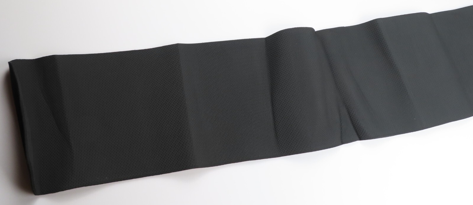 DonJoy Performance Waist Trimmer Wrap Universal Size Black Easy-to-apply