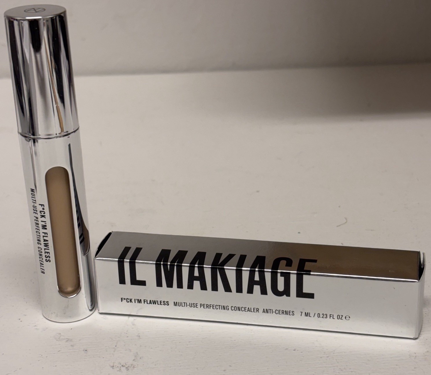 IL Makiage “Fck I’m Flawless Multi Use Perfecting Concealer 08- 0.23 oz
