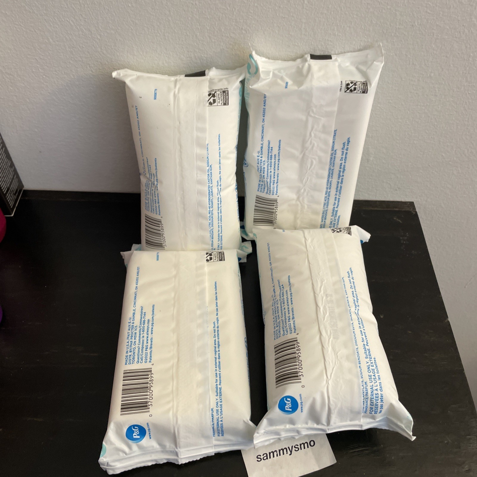 Always Feminine Wipes Hygiene Wipe Fresh & Clean Scent 32 Ct x 4 Packs