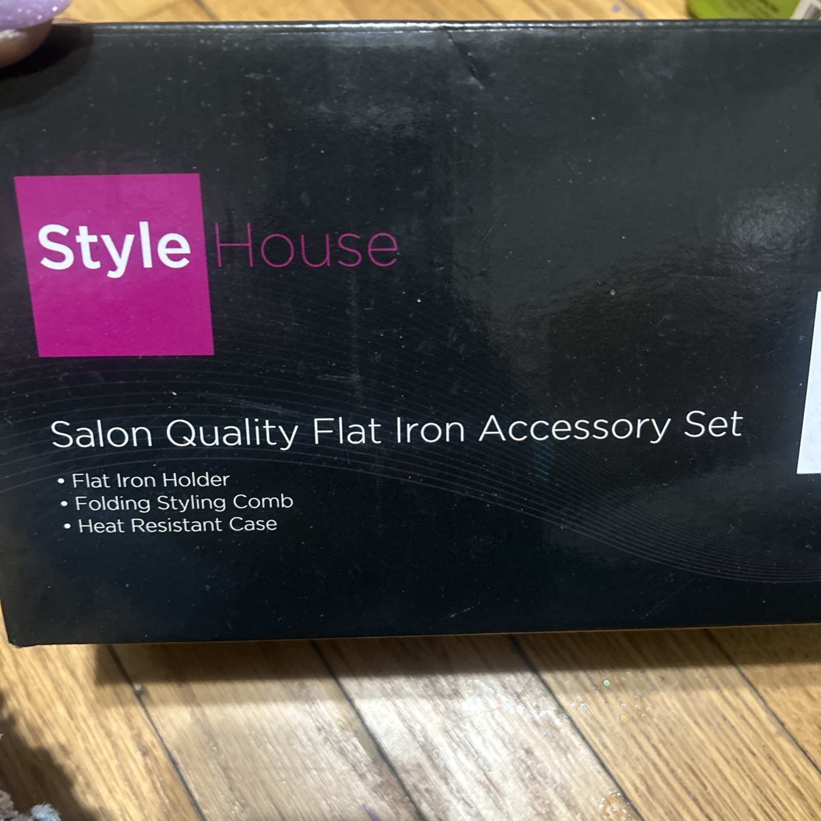 Style House Salon Quality Flat Iron Accessory Set