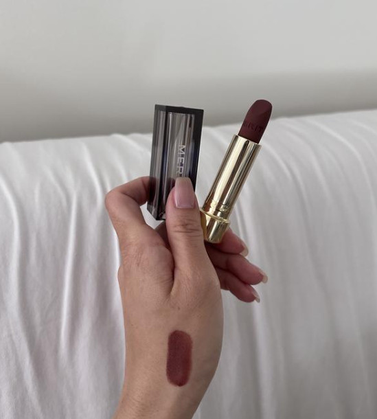 NIB 100% Authentic MERIT Signature Lip Lightweight Lipstick,6 SHADES,0.10 oz/3 g