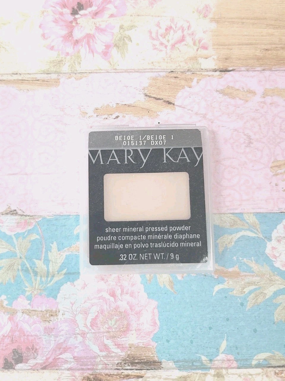 Mary Kay BEIGE 1 #015137 Sheer Mineral Pressed Powder .32 Oz