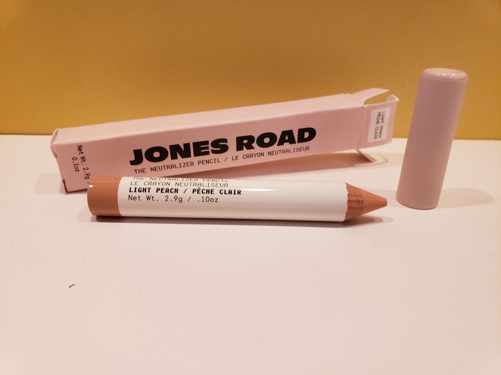 Jones Road ~ The Neutralizer Pencil ~ Light Peach ~ 0.1 oz ~ NIB