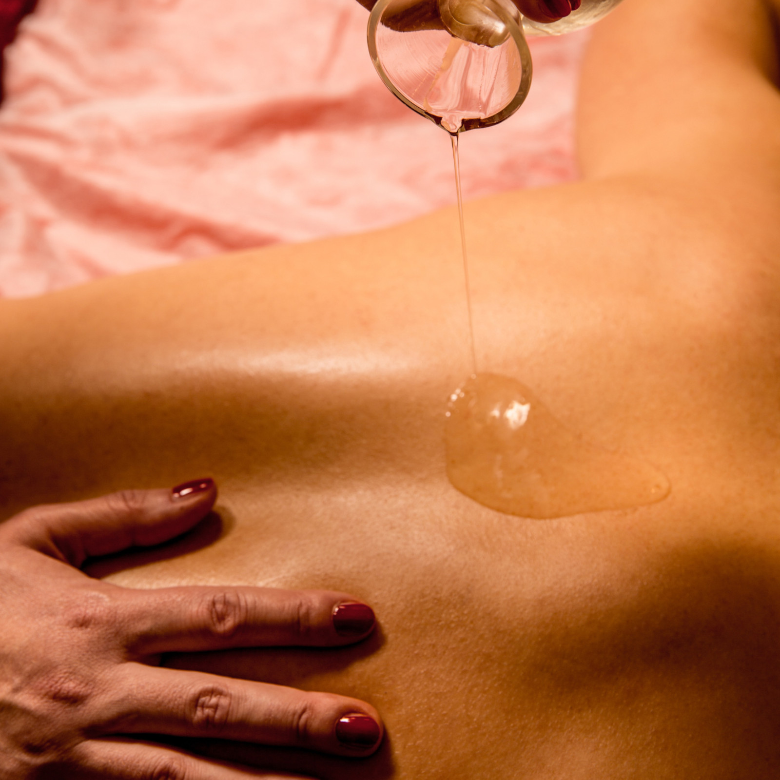 Organic Massage and Body Oil for Couples with Vitamin E and A, Non Sticky