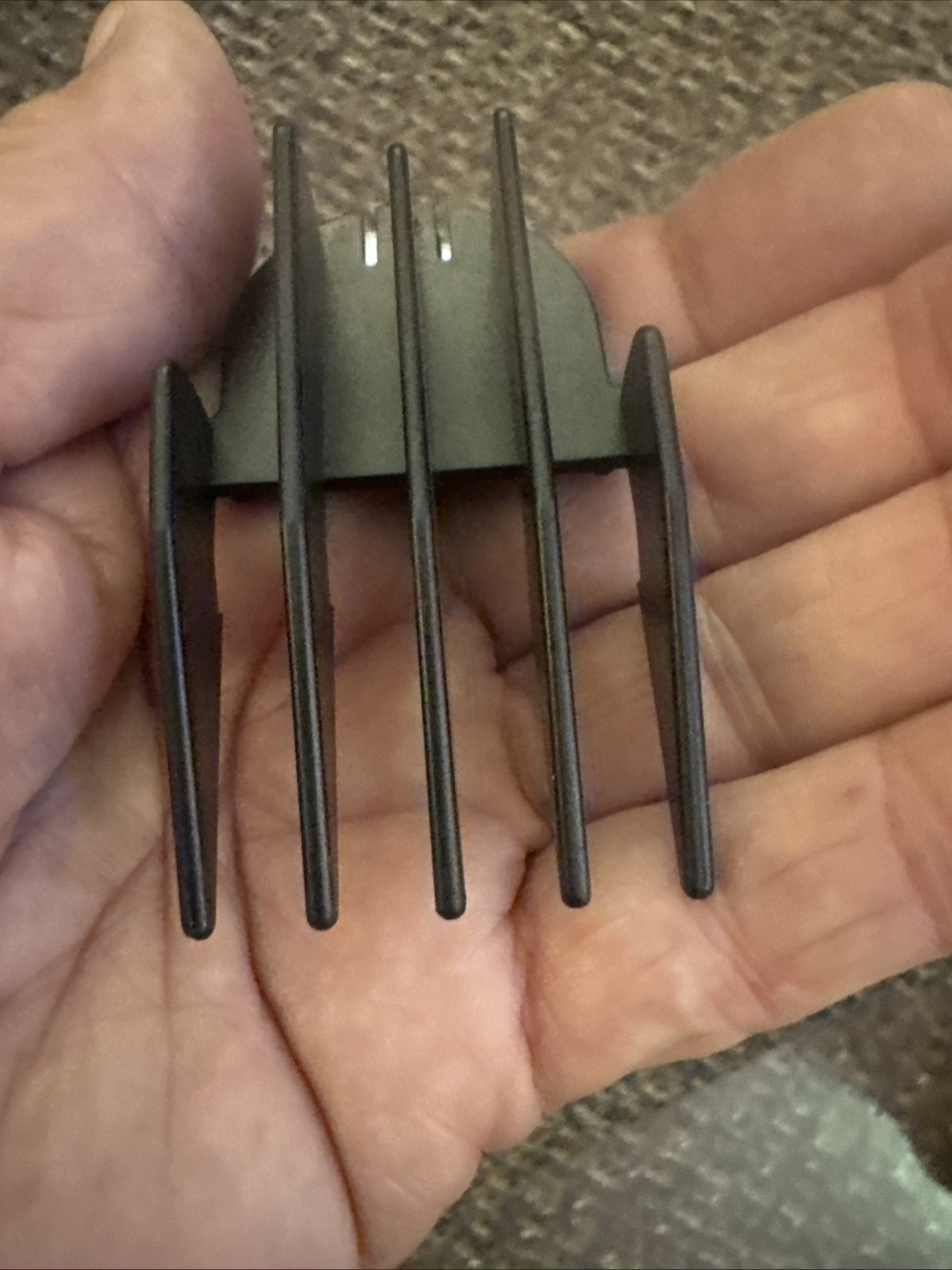 Professional Clipper Guards Set, 4 Pcs Cutting Guides 1/2, 3/8, 5/16, 1/8″