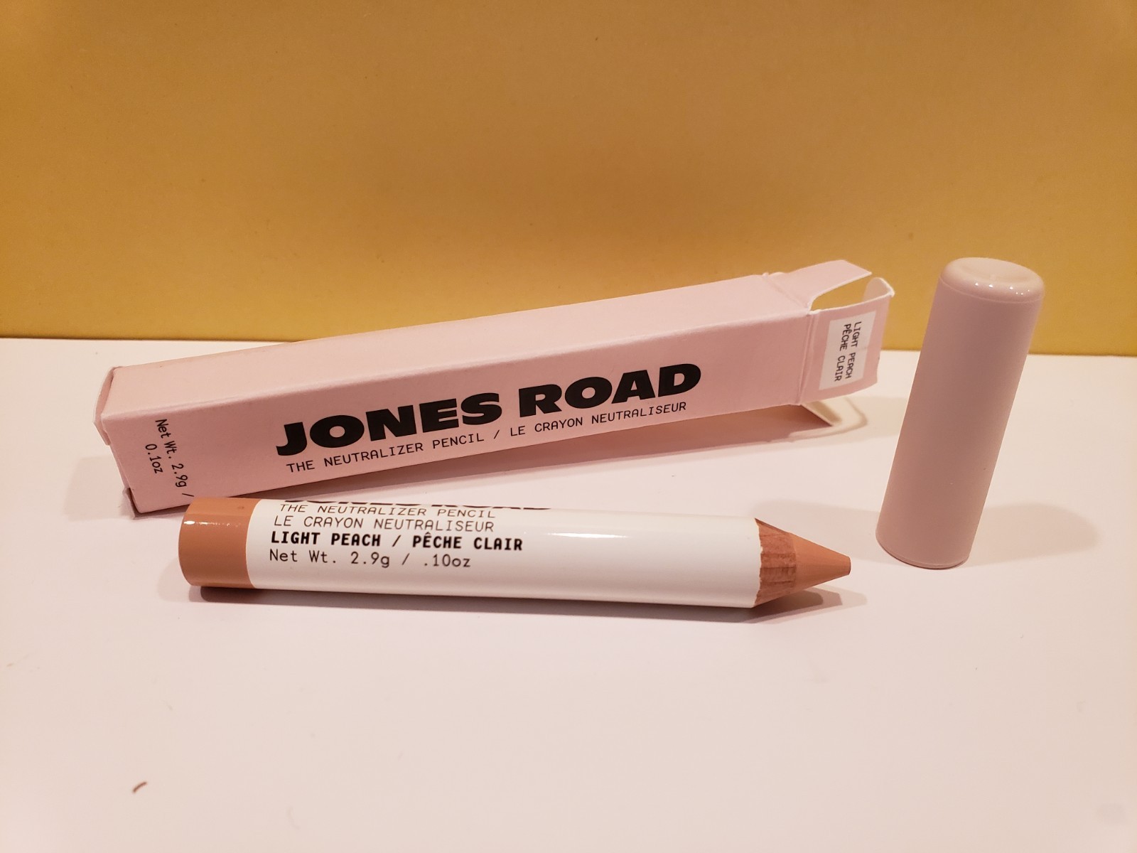 Jones Road ~ The Neutralizer Pencil ~ Light Peach ~ 0.1 oz ~ NIB