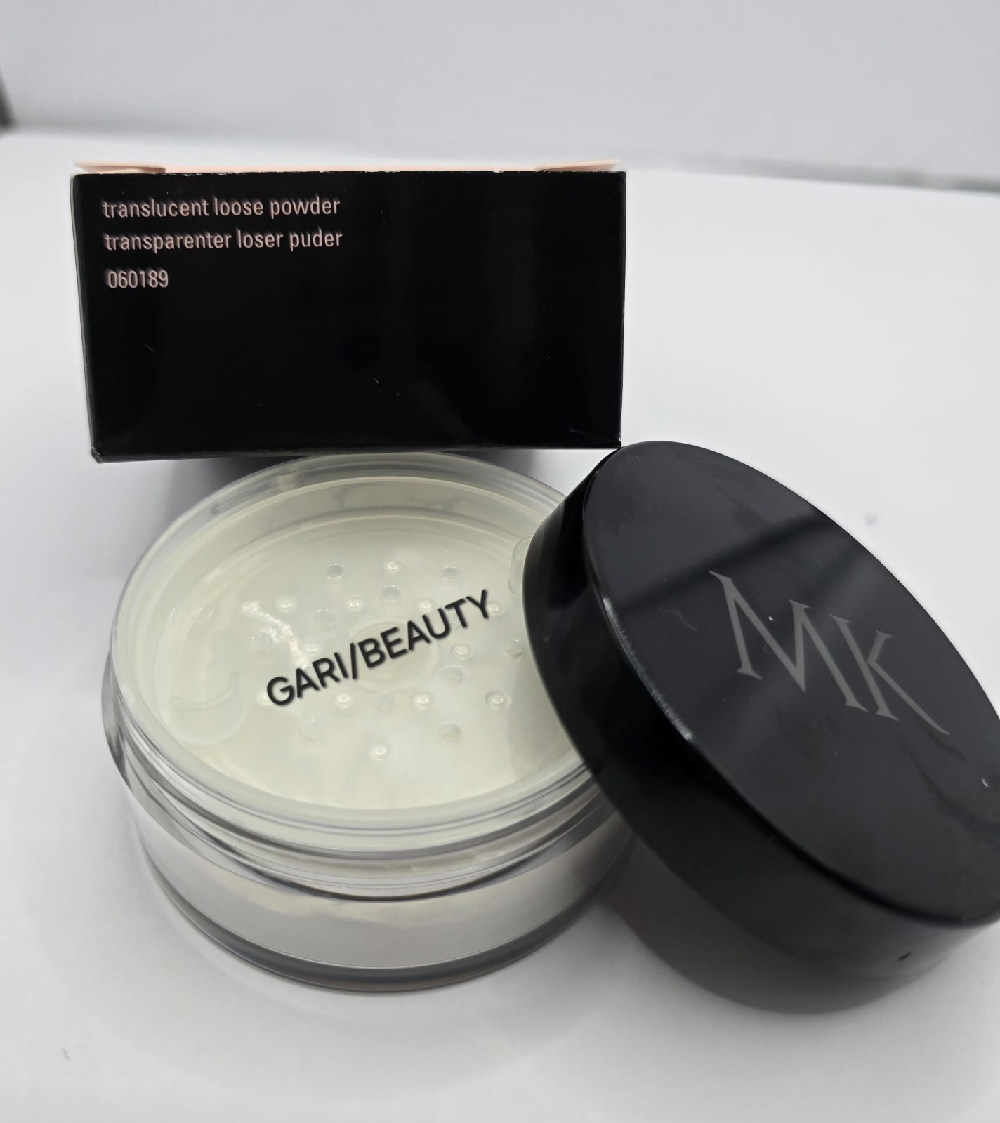 mary kay translucent loose powder. New with box.