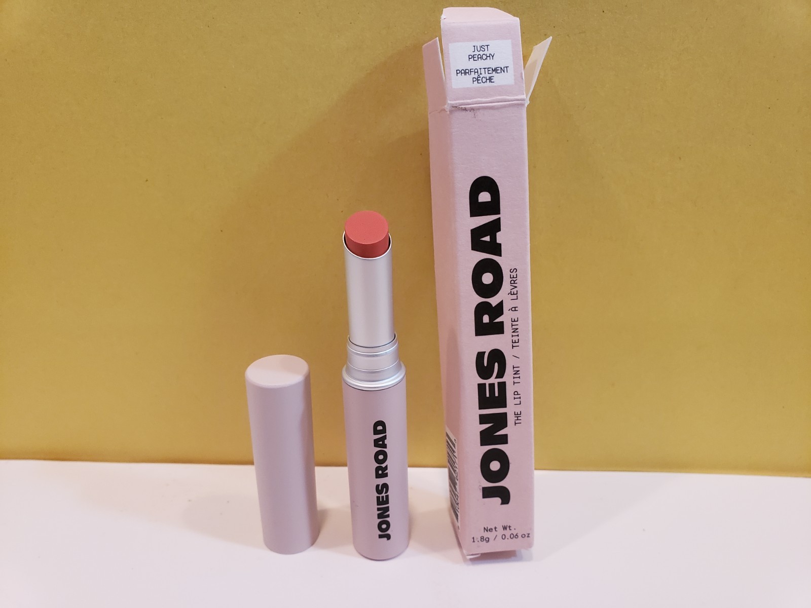 Jones Road ~ The Lip Tint ~ Just Peachy ~ 0.06 oz ~ NIB