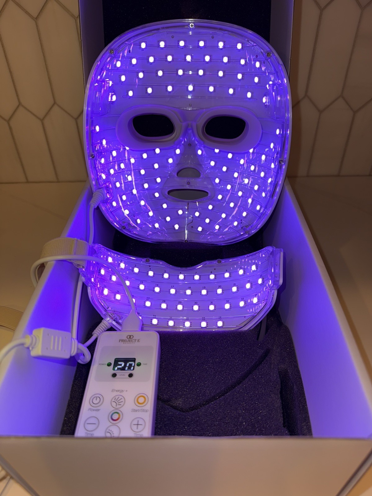 Project E Beauty Photon Mask – LED Therapy – Skin Rejuvenation – Face & Neck