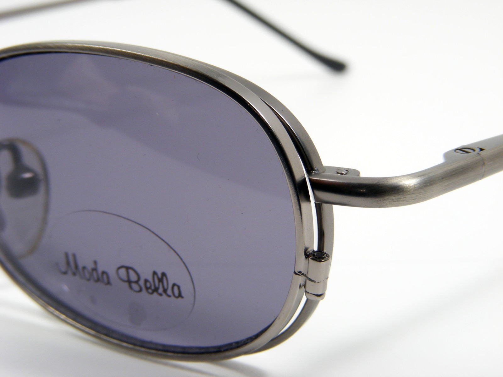 Moda Bella A. Silver Eyeglasses Frame 2033 48-19-135 w/ Magnetic Clip-On Lenses