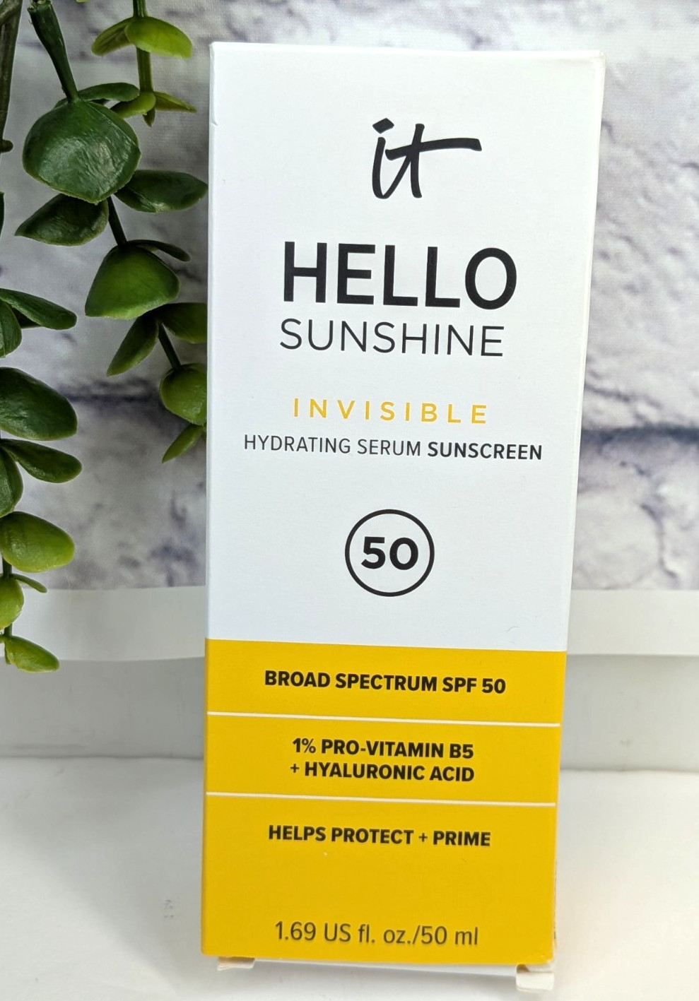NIB☀️IT Cosmetics Hello Sunshine Invisible Hydrating Serum Sunscreen *Exp 12/25*