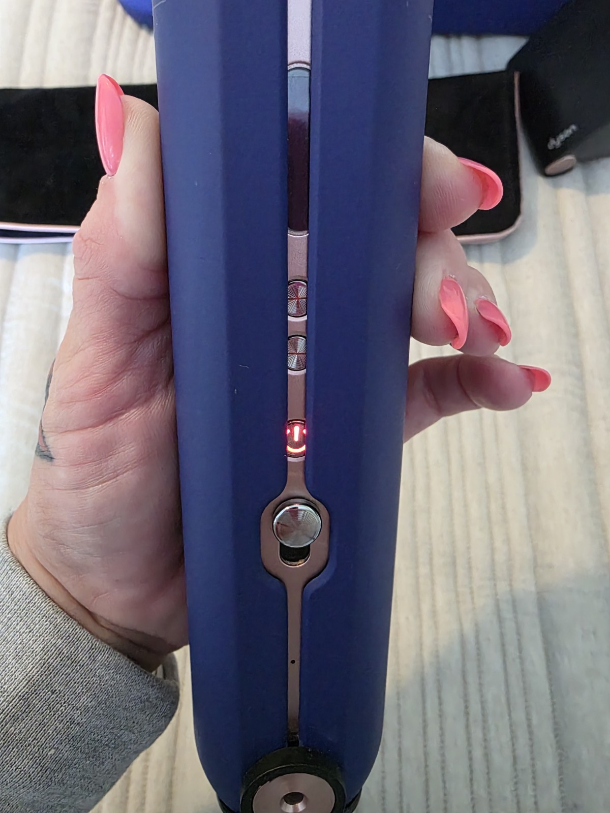 Dyson Corrale HS07 Cordless Hair Straightener Flat Iron Blue w/ Case & Charger