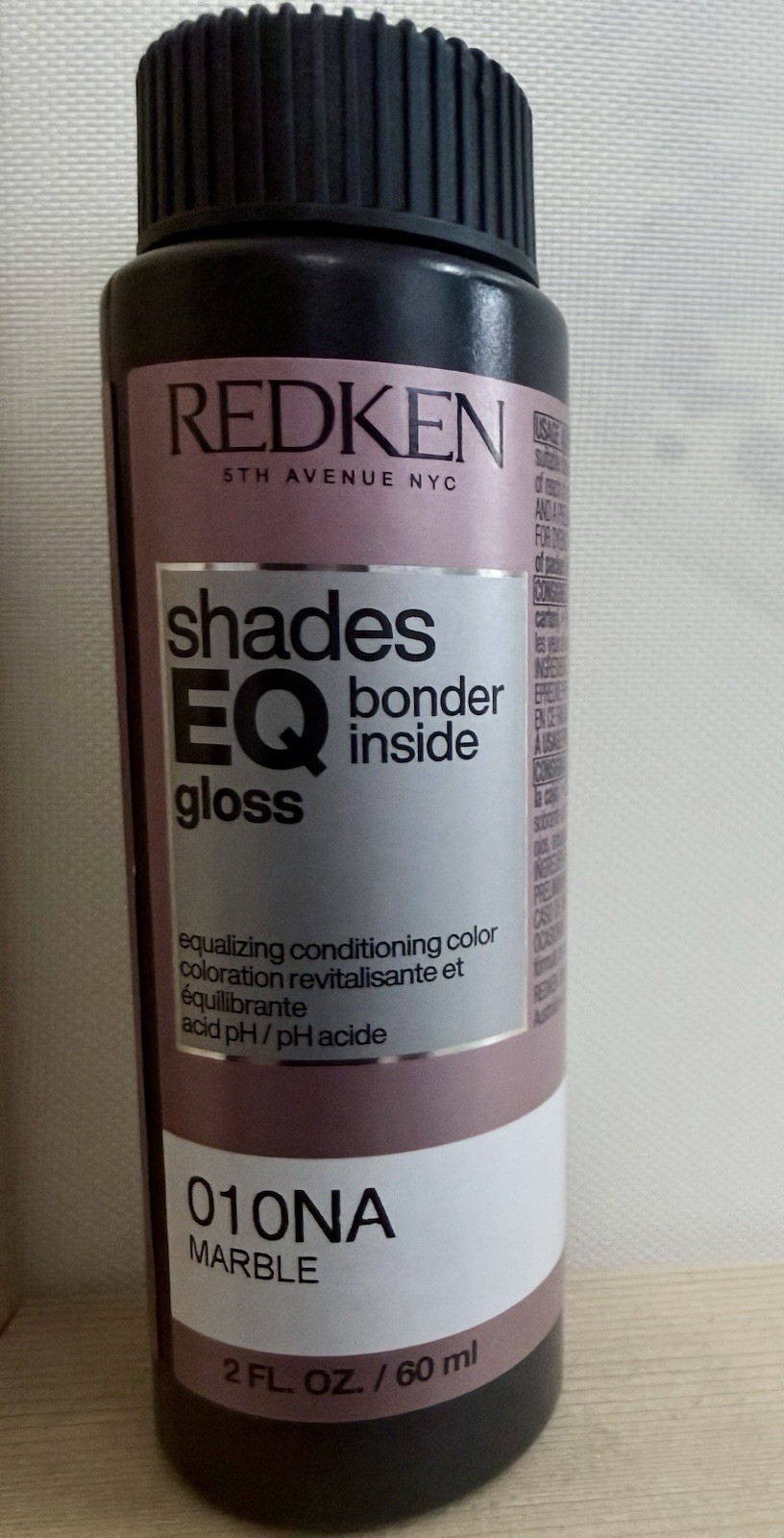 Redken Shades EQ Gloss | Bonder Inside | Marble 010NA | Brand New