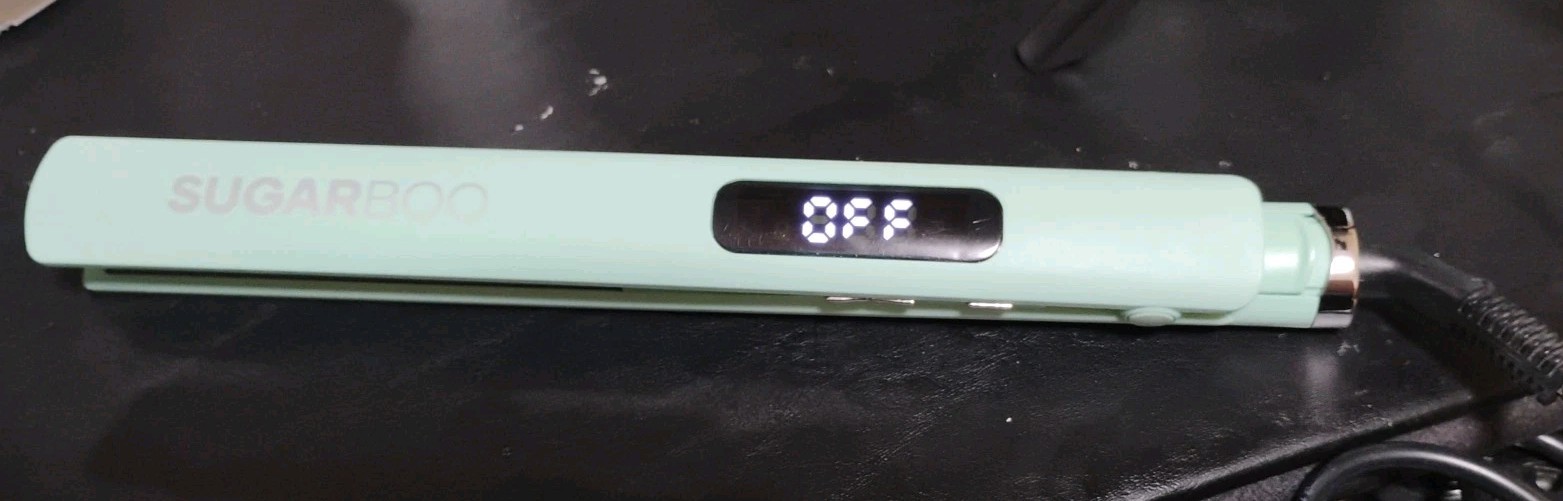 SugarBoo Flat Iron Extra Long Titanium Styler Mint Green. No Returns Accepted.