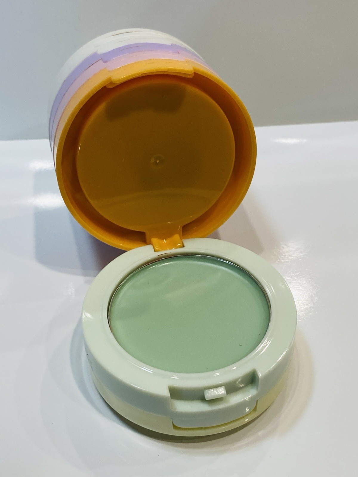 NEW RARE SOLD OUT ELLEN TRACY COLOR CORRECTING CONCEALER STACK 1.14 OZ